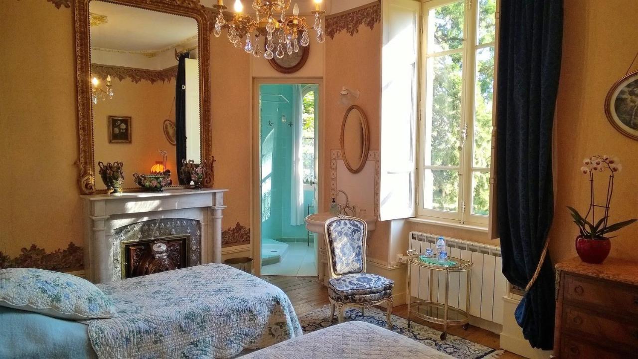 Chateau De La Vernede, La Grande Vernede Saint-Rémy-de-Chargnat 외부 사진