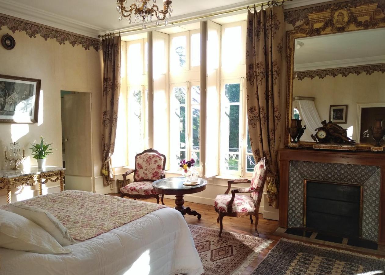 Chateau De La Vernede, La Grande Vernede Saint-Rémy-de-Chargnat 외부 사진